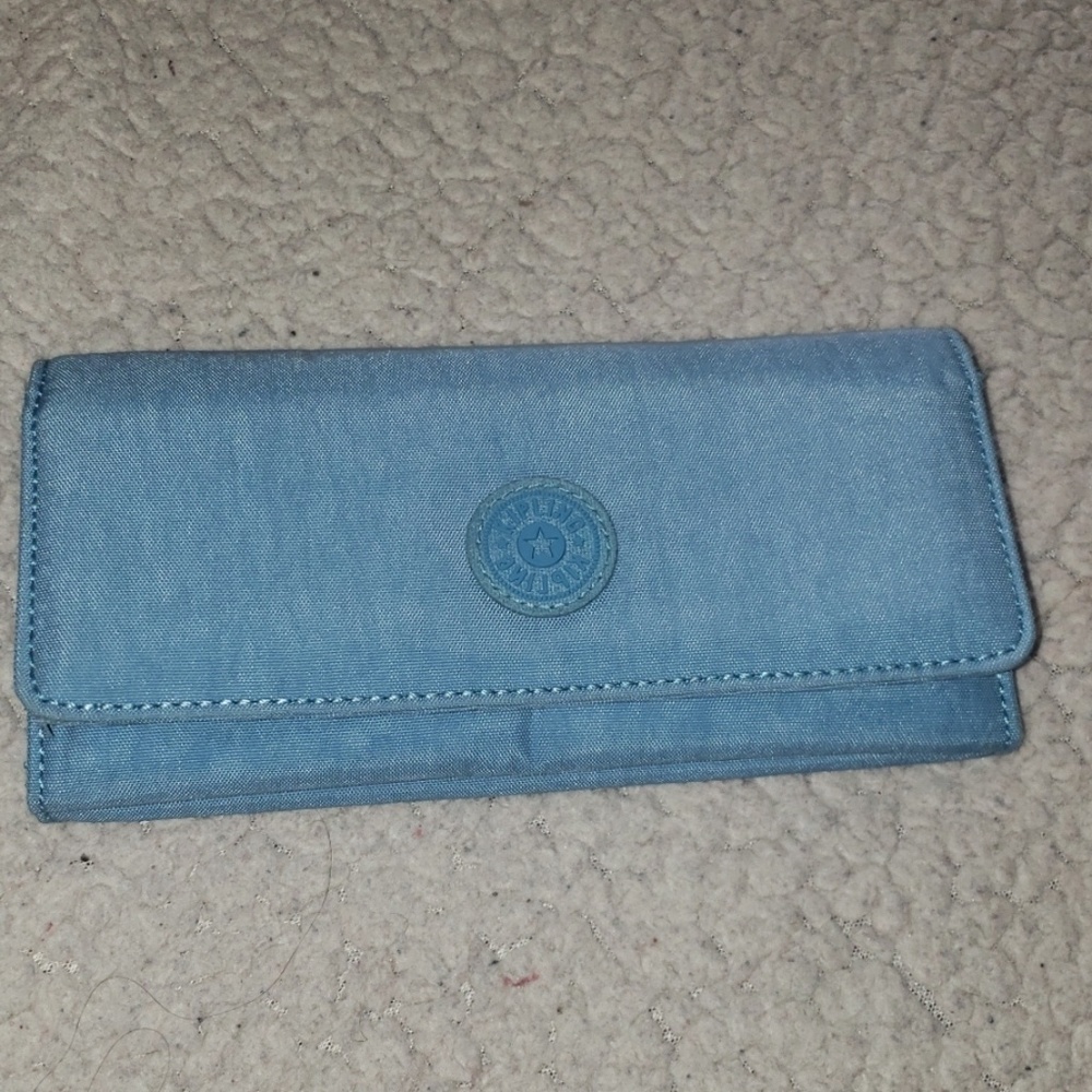 Kipling wallet